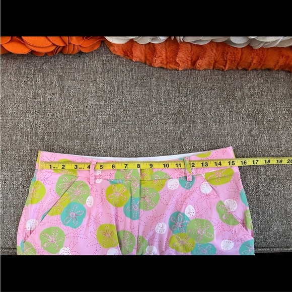❣️Lilly Pulitzer White Label Sand Trap Print Shorts❣️ - Picture 8 of 9